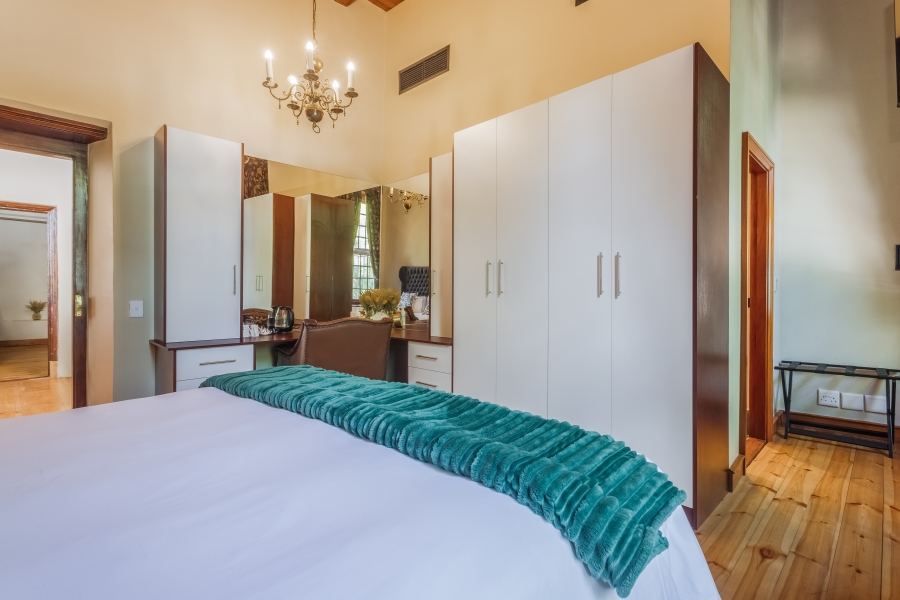 7 Bedroom Property for Sale in Cape Town City Centre Western Cape